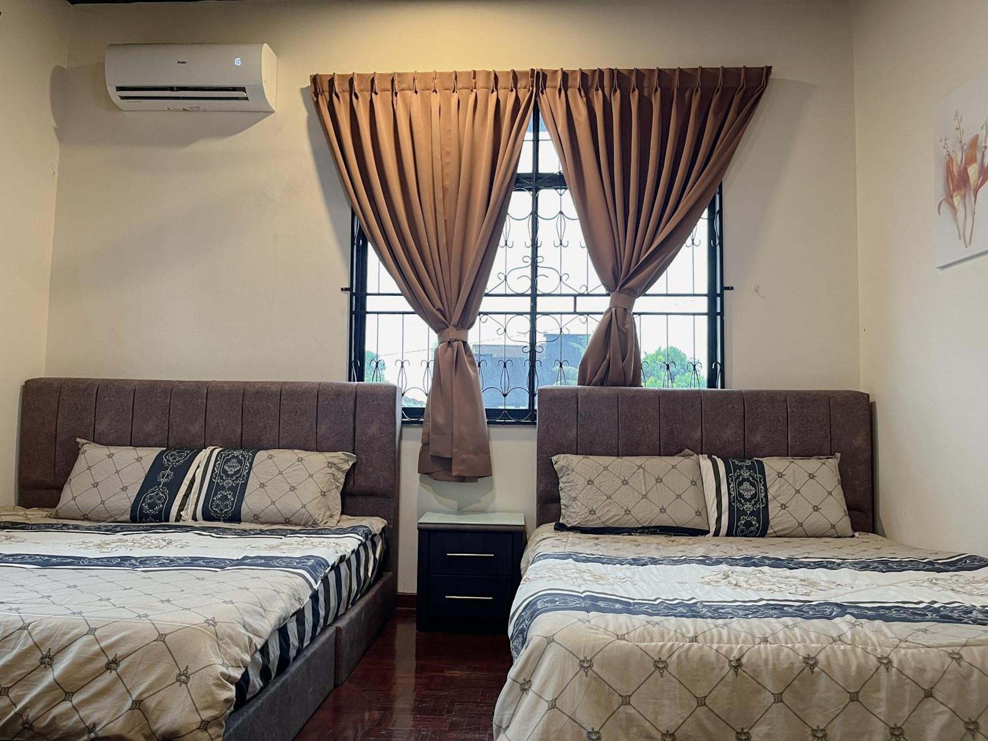 Holiday Villa Max Klebang 25Pax 6Bedroom Indoor Pool For Party Malacca Bagian luar foto